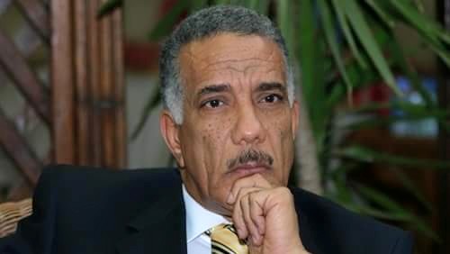 فريق من نضال لمساندة المستشار ذكريا عبد العزيز بمحاكمته فى الاشتغال بالسياسة